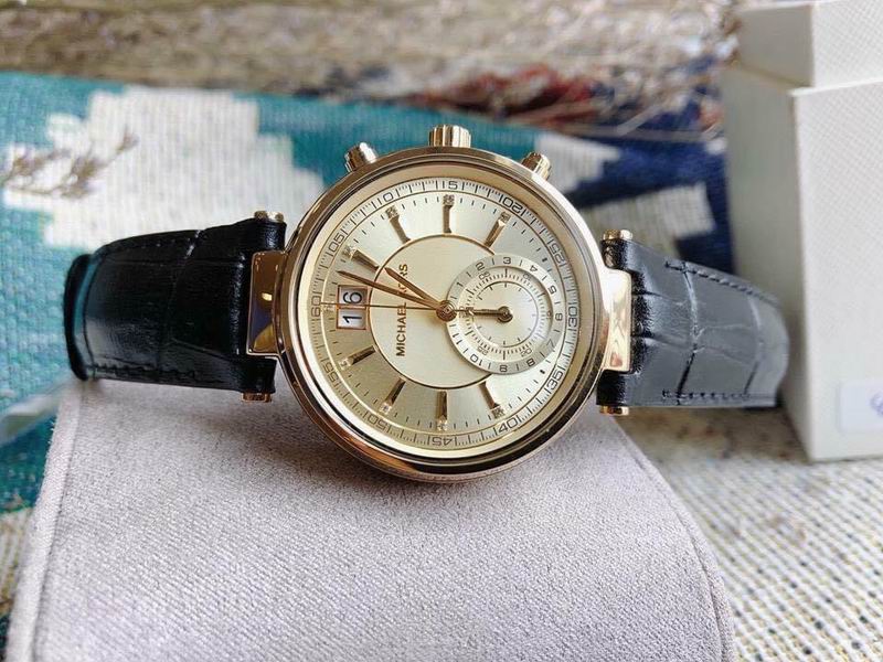 MK watch 1010154